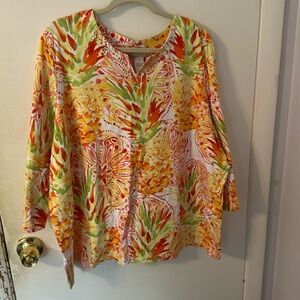 Multicolored floral pineapple top